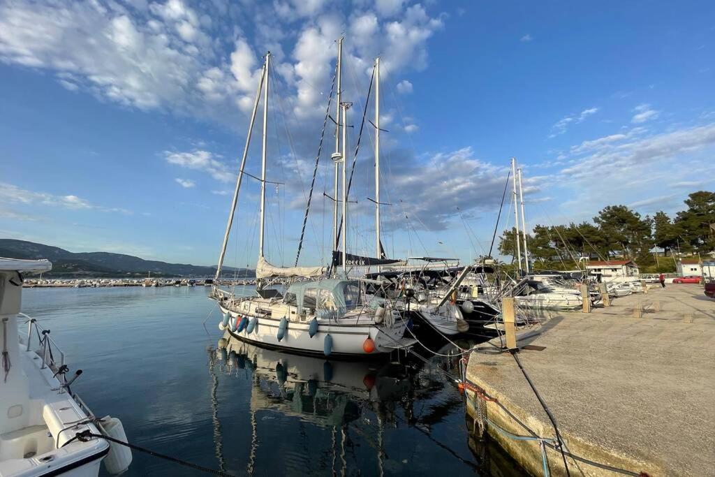דירות Waterfront Studio Nea Iraklitsa מראה חיצוני תמונה