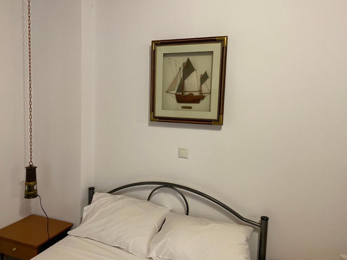 דירות Waterfront Studio Nea Iraklitsa מראה חיצוני תמונה